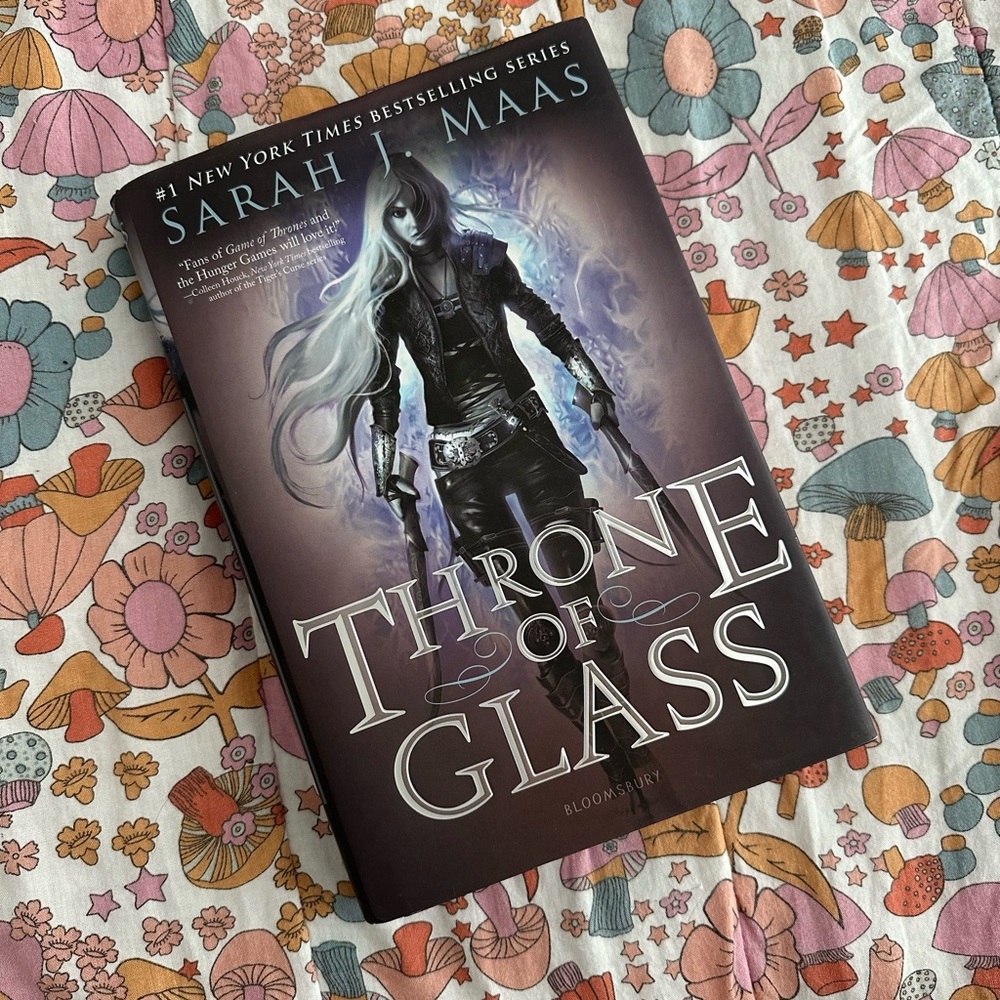 RARE Throne of Glass Hardcover (original design)